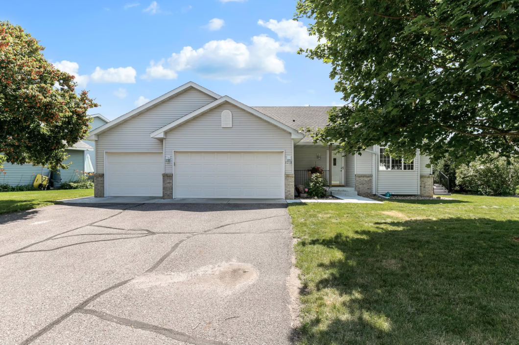 6583639 1296 Fieldstone Drive