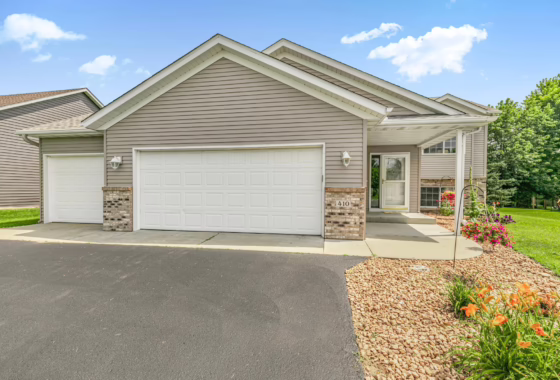 6759427 410 Dukes Court