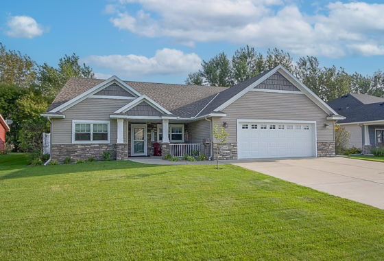 6785898 507 Lanigan Way Se