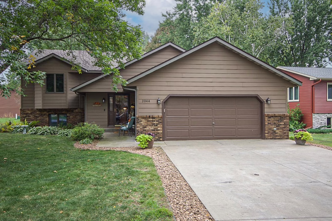 6786175 2044 Highview Drive