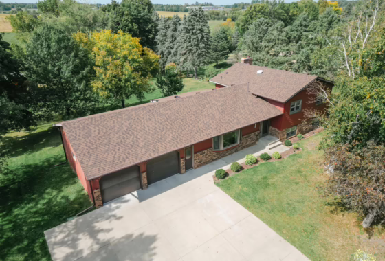 6790305 121 Main Street