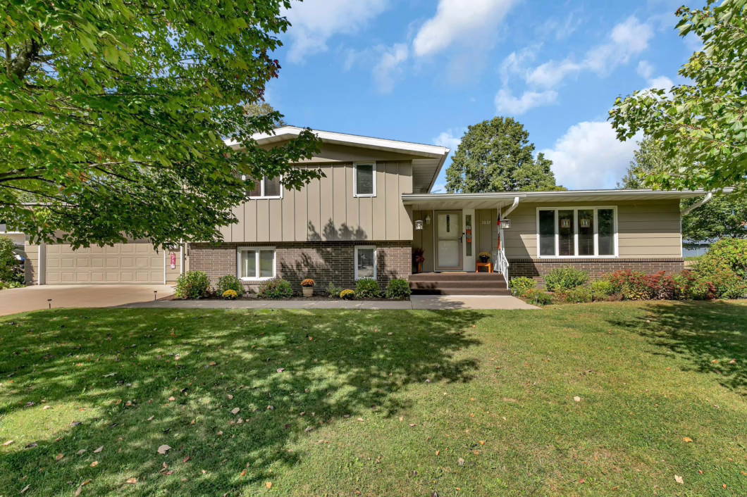 6604413 1037 22nd Avenue N