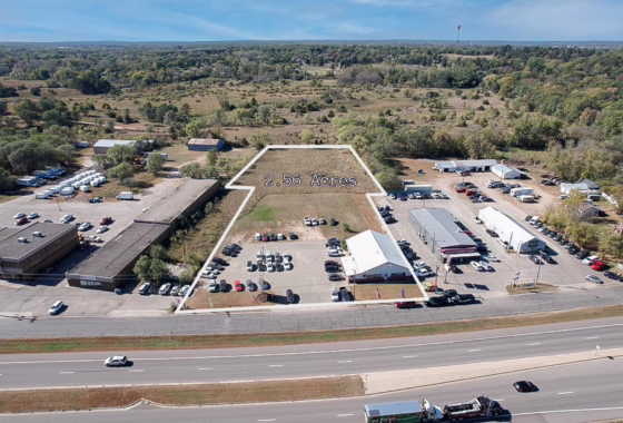 6803037 2225 Roosevelt Road