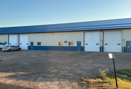 6810551 3065 36th Avenue Se