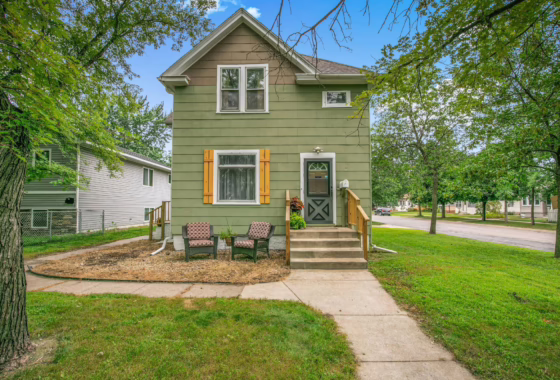 6776394 801 15th Avenue S