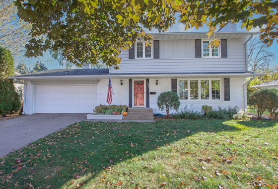 6804084 1260 13th Avenue N