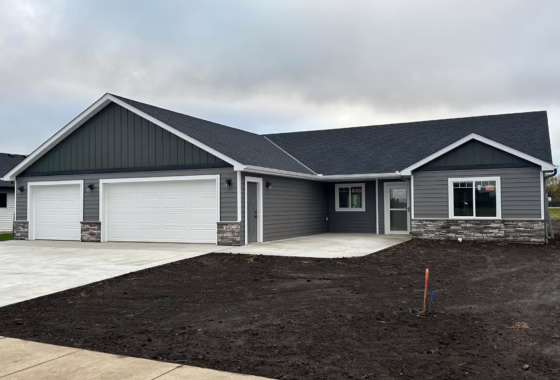 6810875 64 Meadow Lane