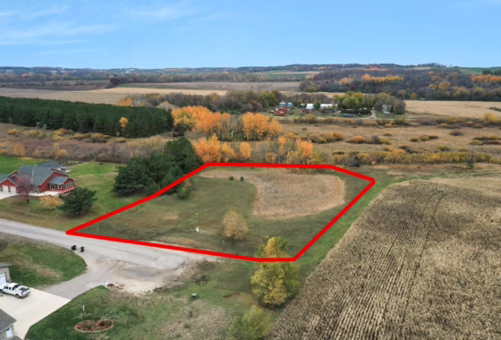 6452653 20734 Black Cherry Drive