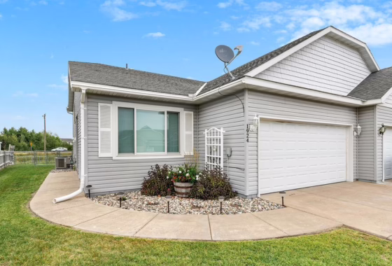 6481678 1924 Knollwood Circle