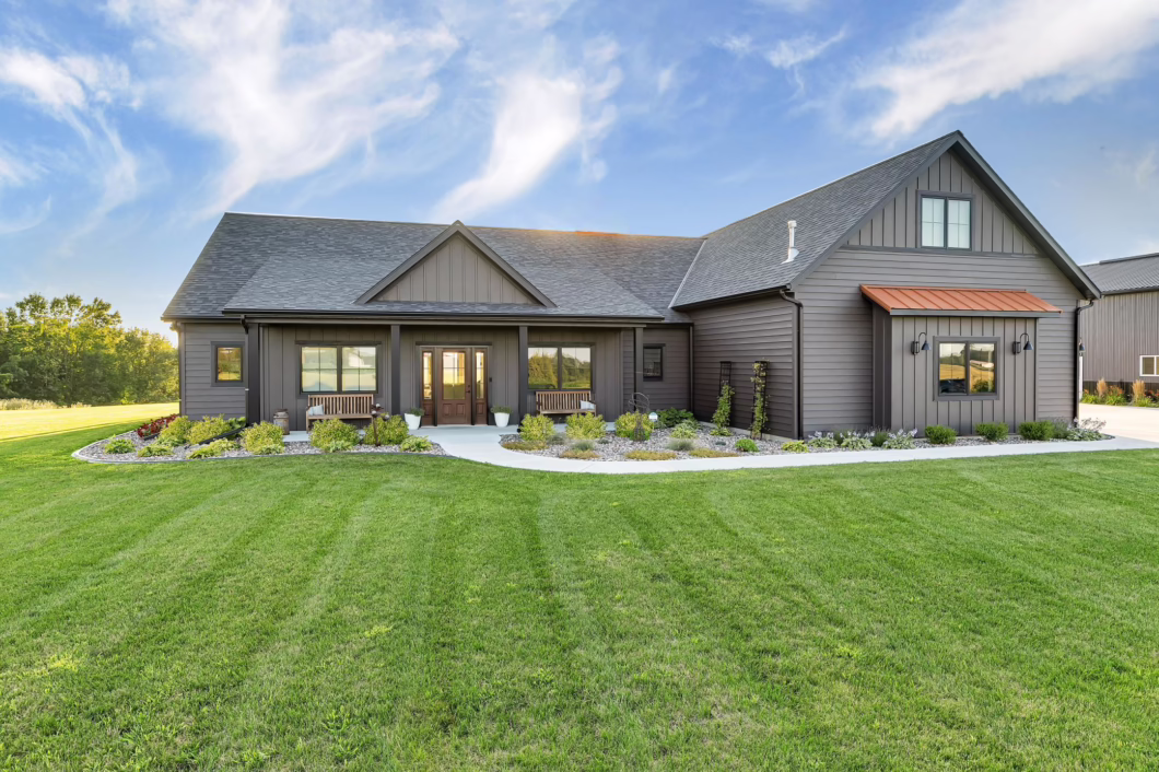 6597069 8841 Basil Road