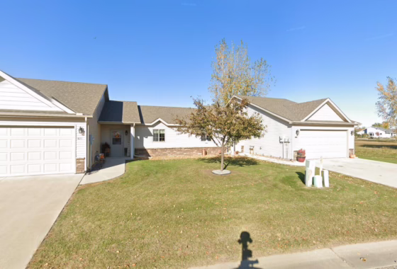 6671048 619 Cottonwood Avenue