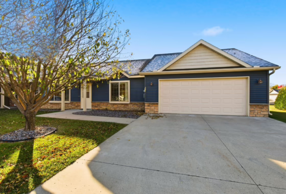 6671133 617 Cottonwood Avenue