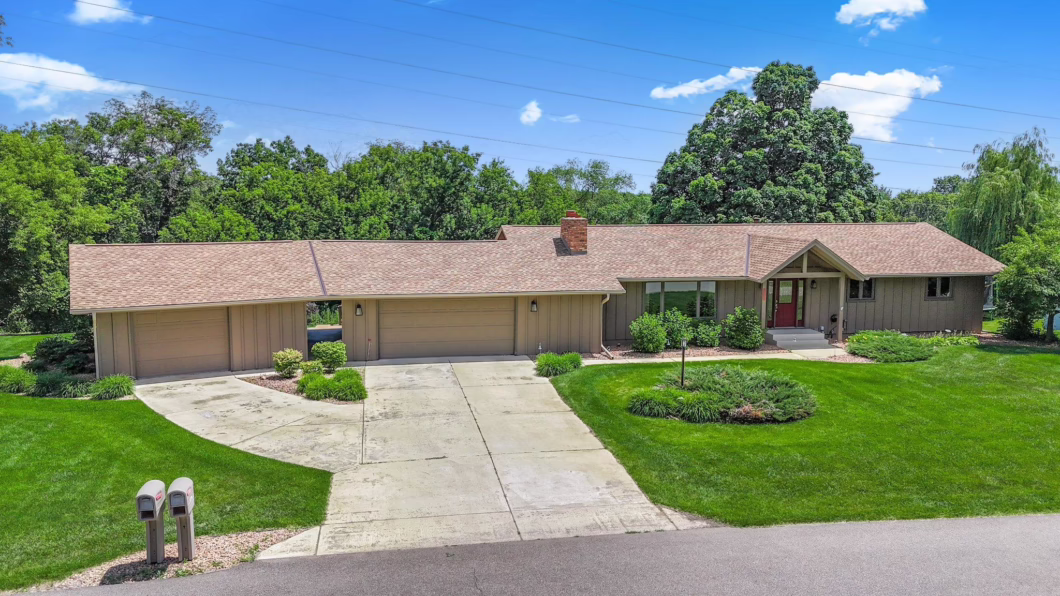 6751426 2710 Pioneer Lane