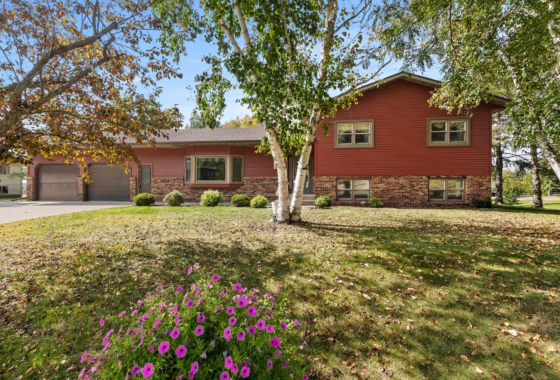 6790305 121 Main Street