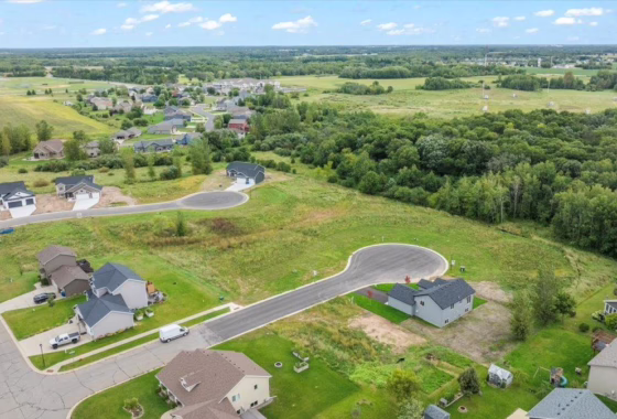 6816974 2884 11th Avenue Ne