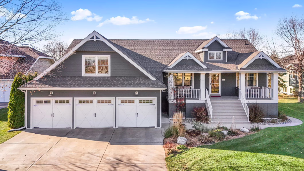 6818083 1021 21st Avenue N