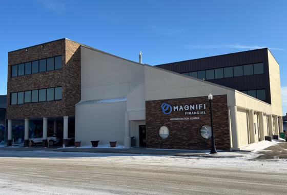 7016008 20 4th Avenue Se