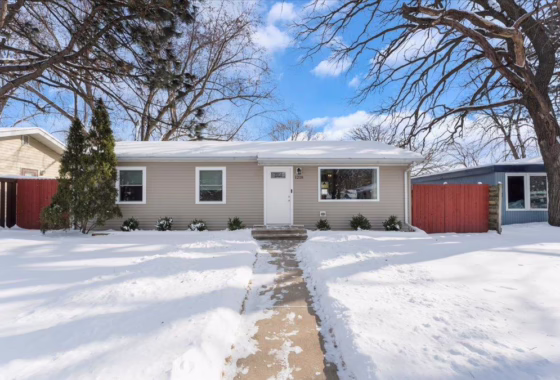 7019112 1218 10th Avenue Se