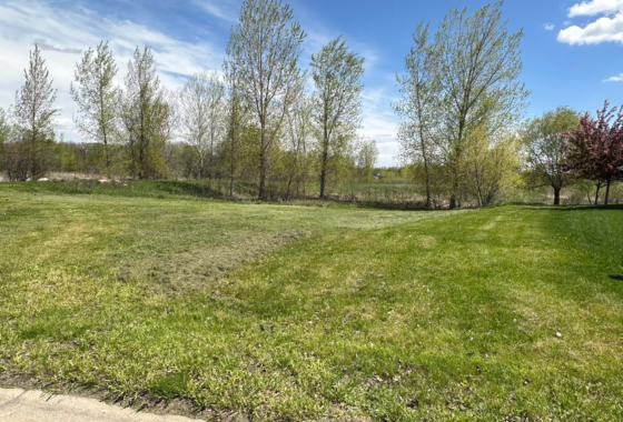 5682126 1654 Knottingham Drive