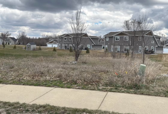 6513314 3888 21st Avenue S