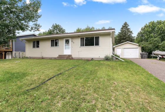 6564811 273 Birch Drive