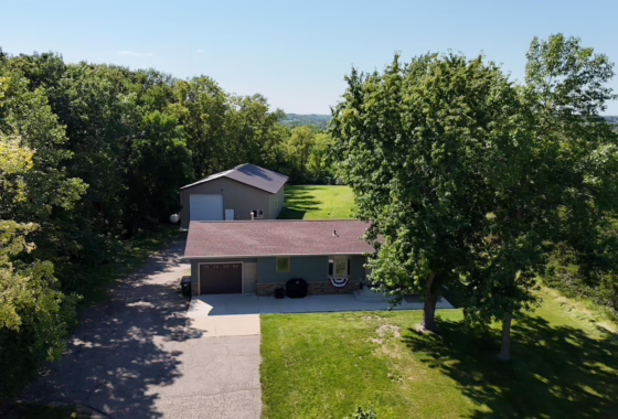 6585395 19507 State Highway 22