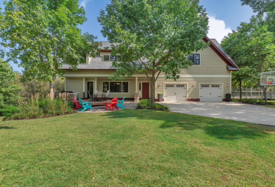 6600035 21482 Fisher Court