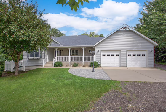 6764658 12114 260th Street