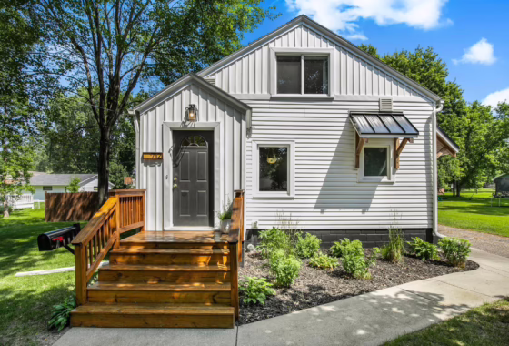 6769605 712 5th Avenue N