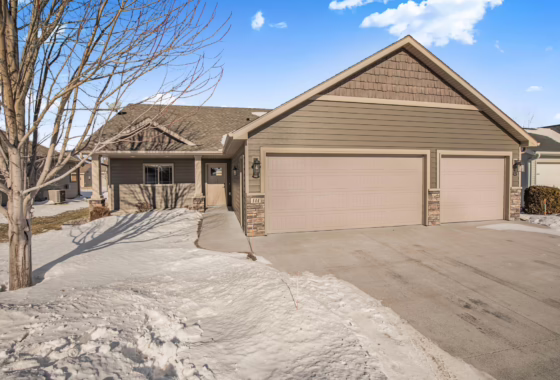 7014200 144 Glenview Loop