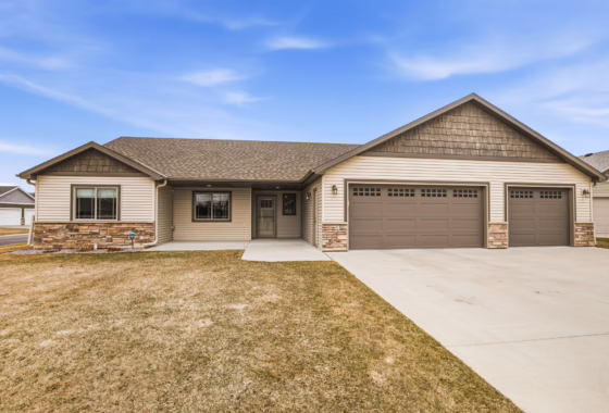 7051270 113 Glenview Loop