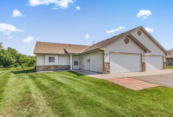 6755518 201 Appaloosa Court