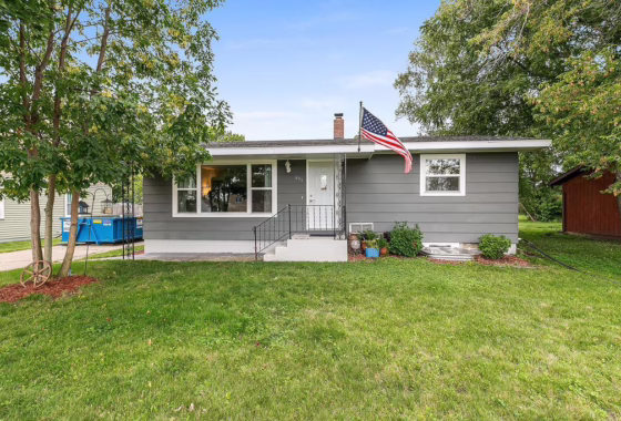 6595663 631 Broadway Avenue N