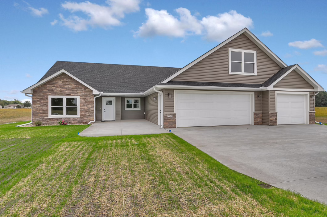 6760097 1958 68th Avenue N