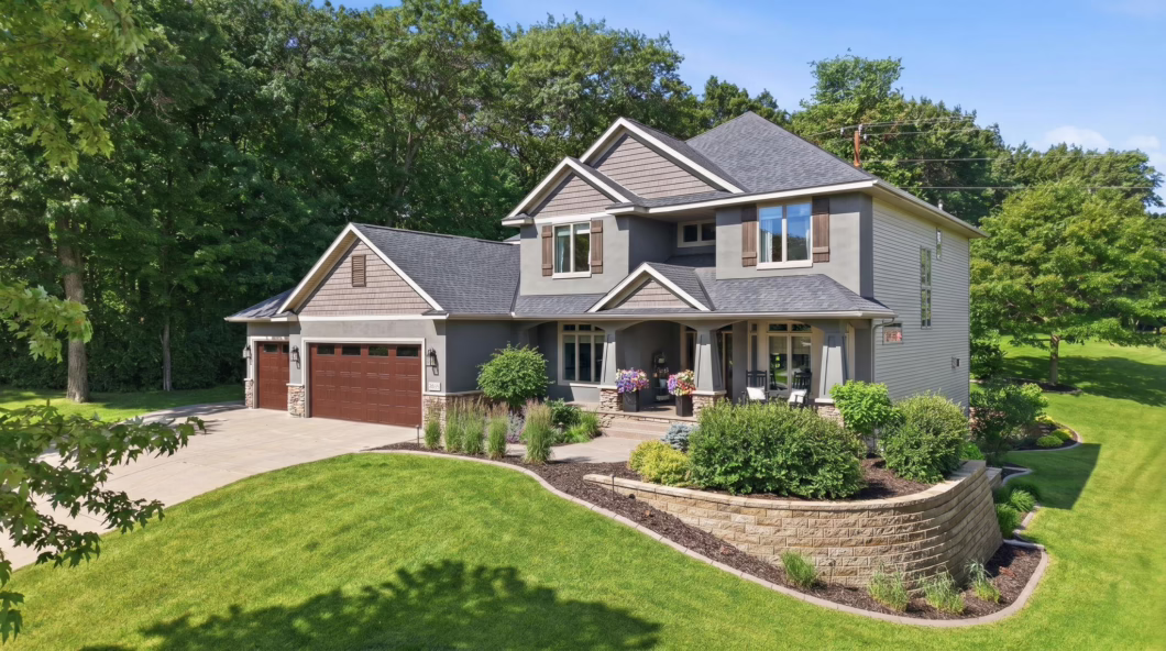 7093853 2035 Temminck Road