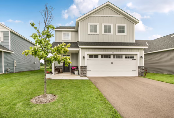 7101130 683 47th Avenue Ne