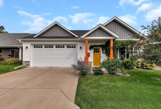 6698825 110 Bantam Road