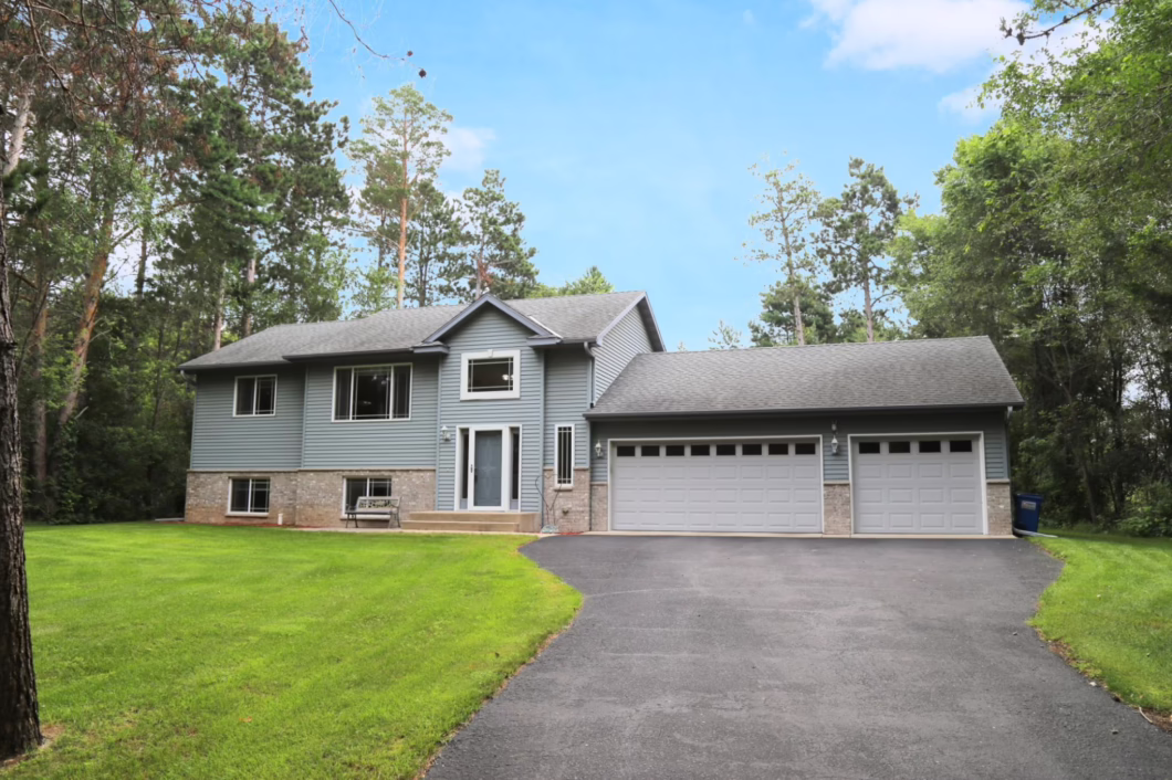 6702790 9112 Indigo Road Nw