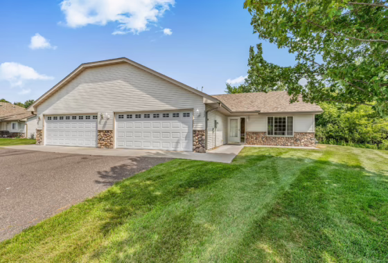 6812237 205 Appaloosa Court