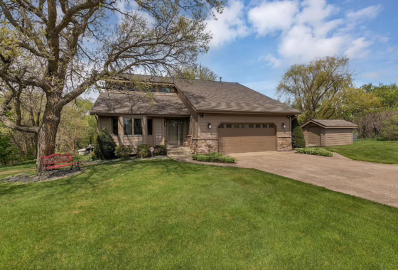 7072698 15675 Barley Road Nw