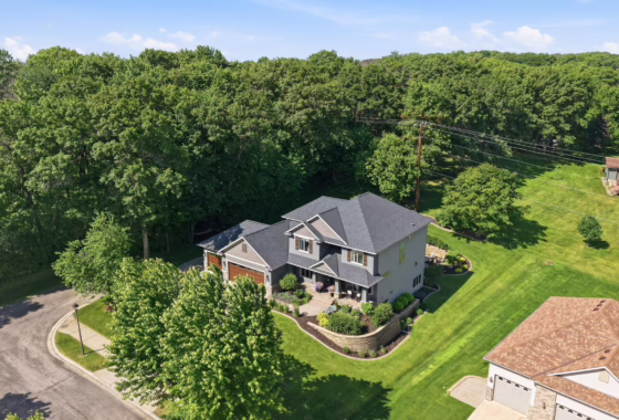 7093853 2035 Temminck Road