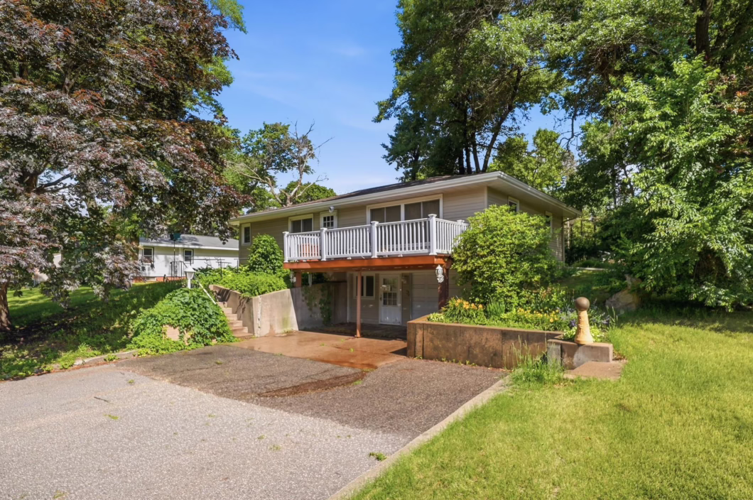 7106645 1505 Scenic Drive Nw