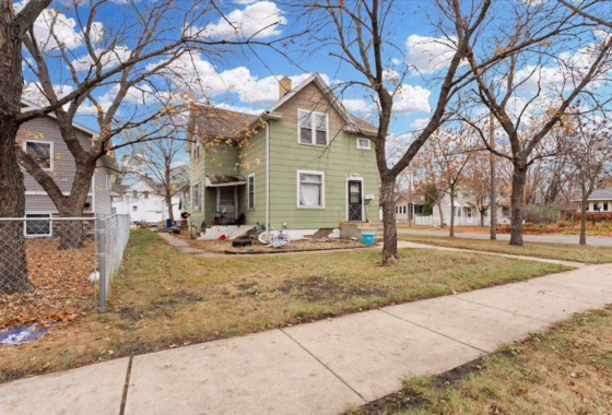 6649367 801 15th Avenue S