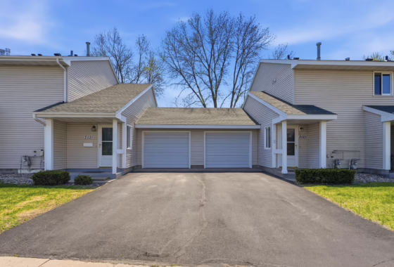 7072629 2521 Stockinger Drive