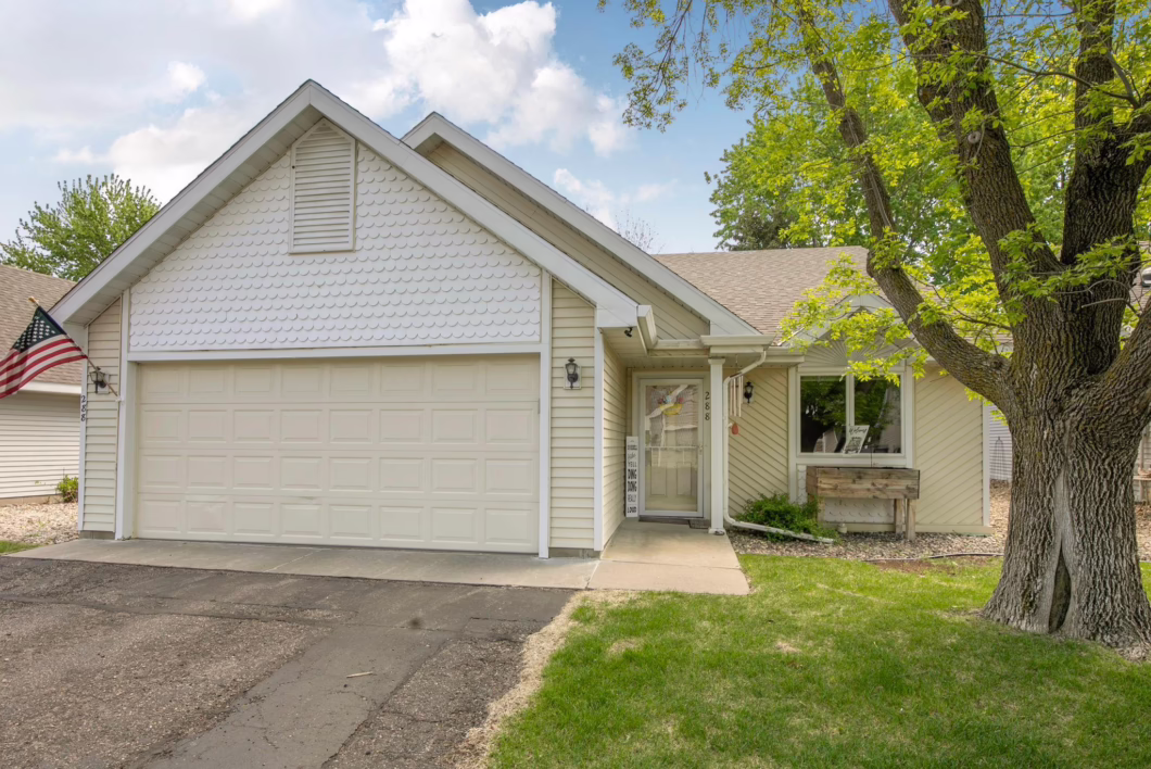 7080388 288 Park Avenue S
