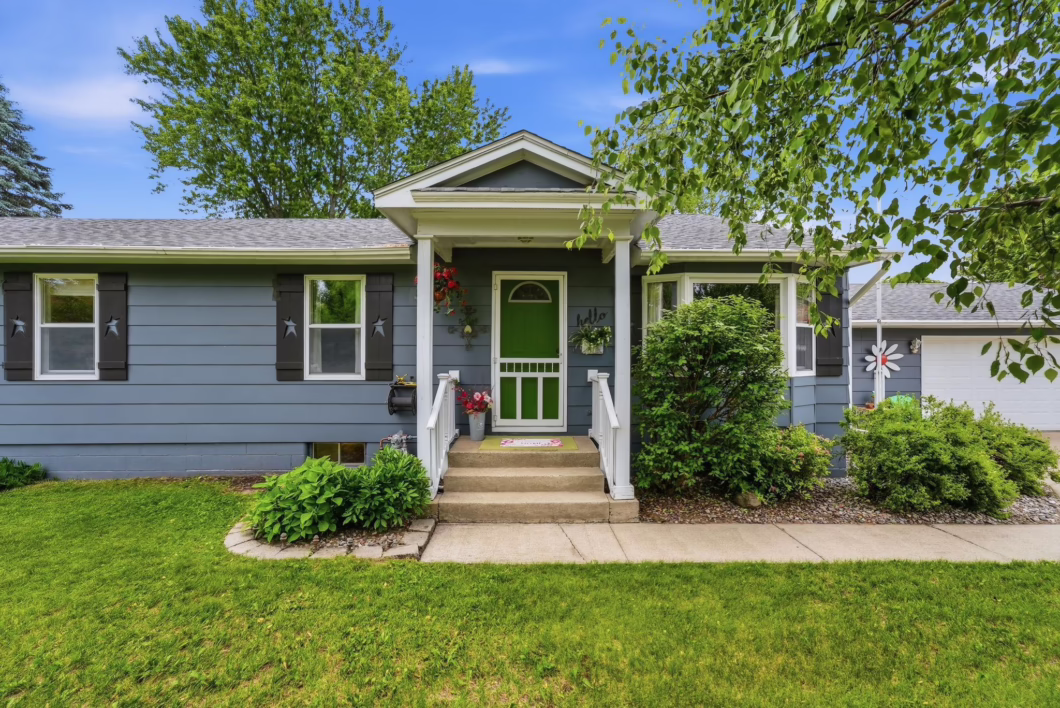 7093862 5110 15th Street Ne