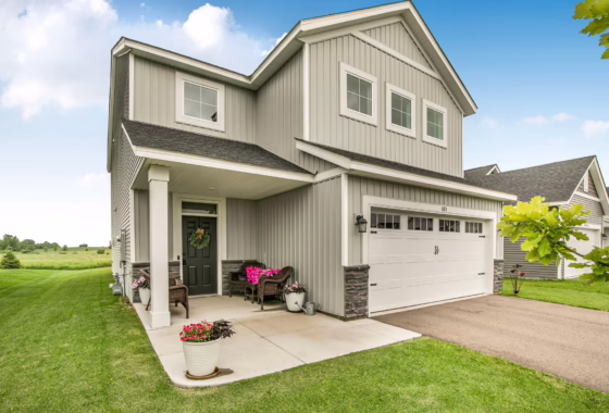 7101130 683 47th Avenue Ne