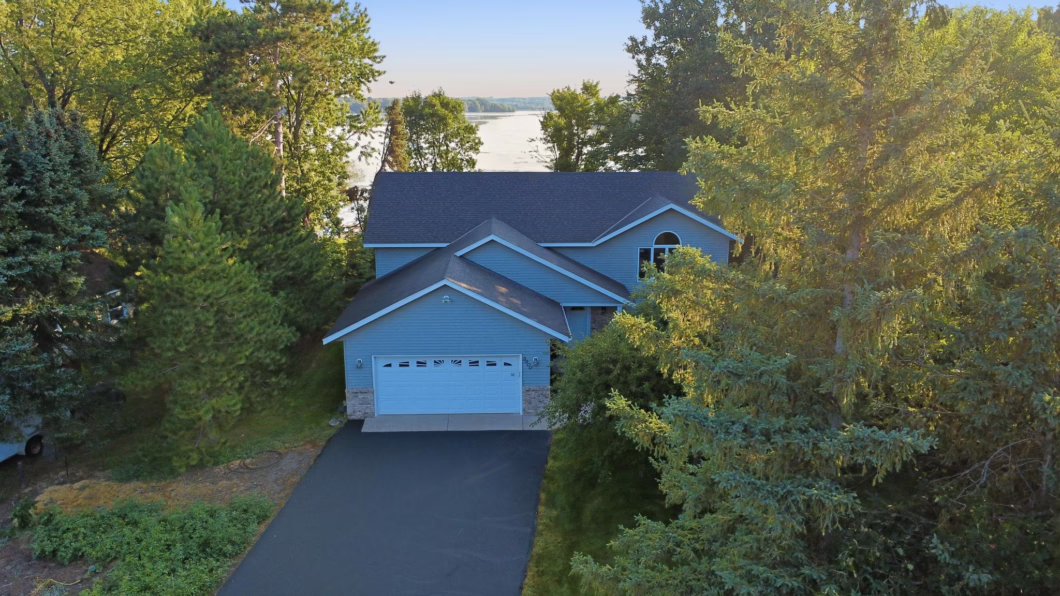 7125954 9900 W Lake Court