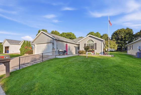 7136702 410 Fieldcrest Lane