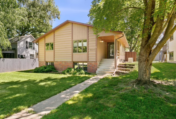 6547461 1604 10th Avenue Se